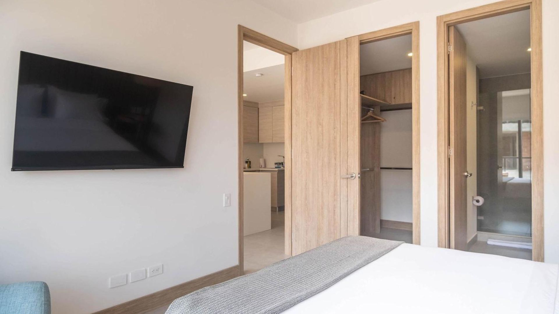 Enchanting 2br With Balcony In Morros Apartamento *