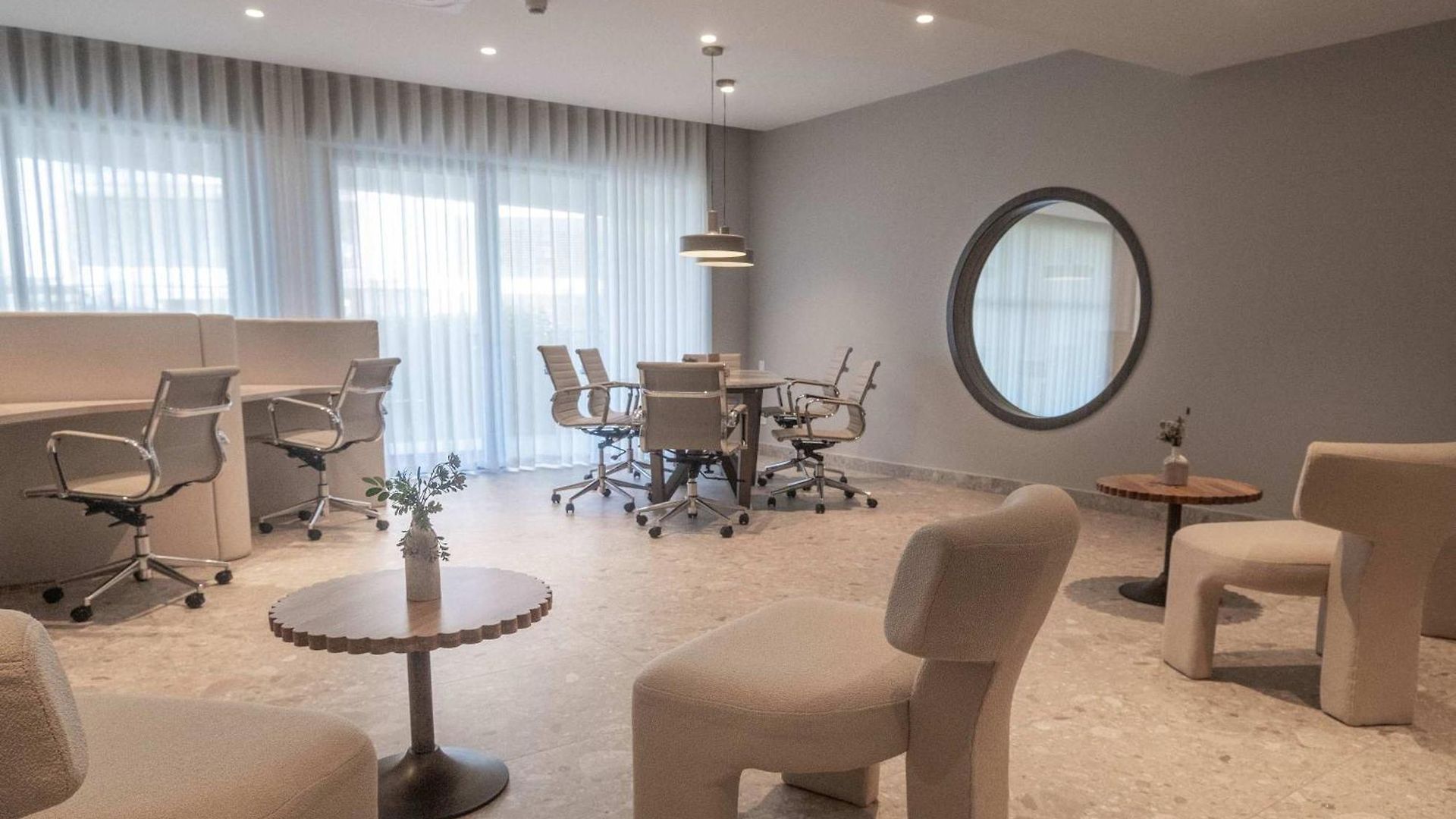 Enchanting 2br With Balcony In Morros