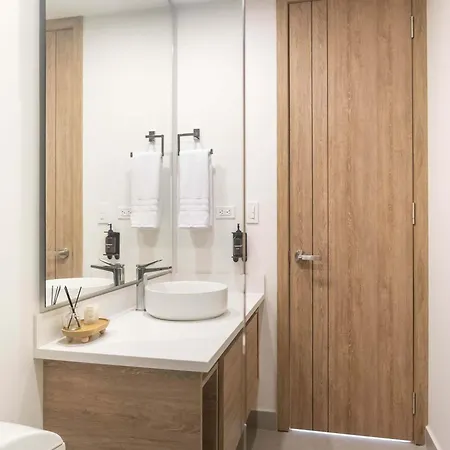 Enchanting 2br With Balcony In Morros Apartamento